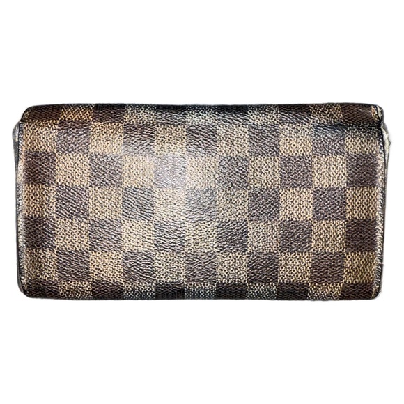 Louis Vuitton Sarah Leather Wallet - Picture 2 of 15